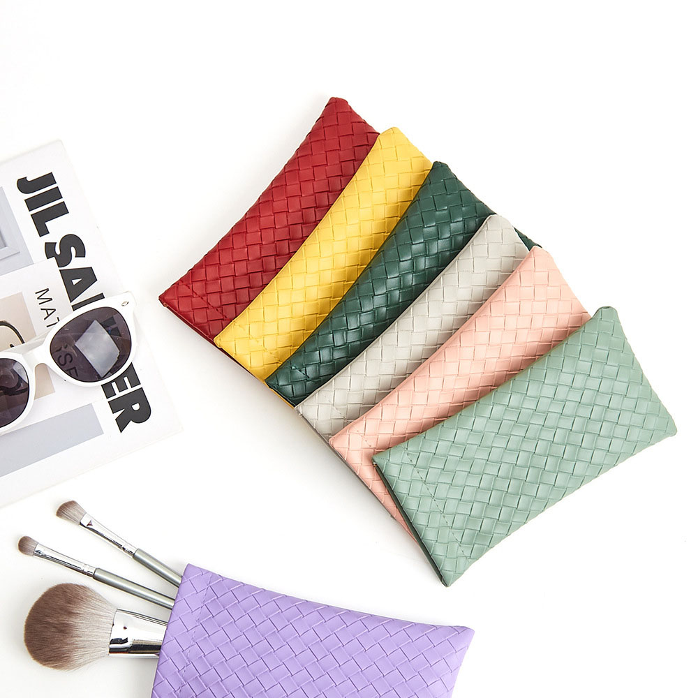 Top -Sonnenbrauchtasche quetschen